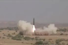 巴媒：巴基斯坦成功试射可载核弹头导弹 能打击印度基地图片
