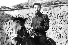 周恩来在长征途中突患致命疾病，真相众说纷纭，到底是谁治好他的？图片