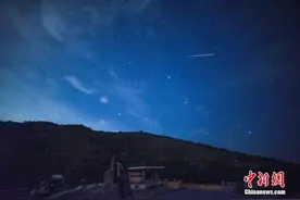 “追星热”拉动苍穹下的中国“星”经济图片