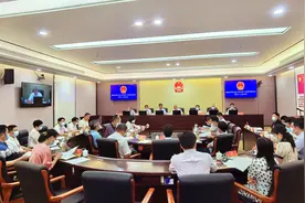 人事｜何金华任惠阳区副区长，李建军代理惠阳区监察委主任图片