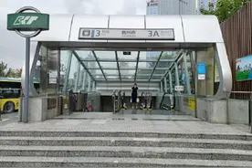 重庆：3号线嘉州路站3A出入口明日起暂时关闭图片