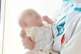 南京4个月大的最小新冠肺炎患儿有了好几位“临时妈妈”图片