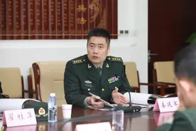 战友眼中的姜延军图片