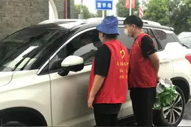 这个防疫卡口“小喇叭”，传来稚嫩童声图片