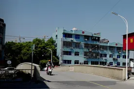 先生 | 费志民图片