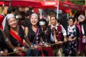 党旗飘扬映云岭丨阿佤人民唱新歌图片