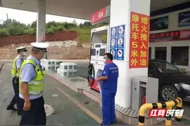硬核！桂阳开展无牌无证摩托车“断油行动”图片