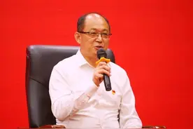 青岛啤酒厂党委书记、厂长孟庆尚：为百年老厂点燃“红色引擎”图片