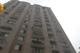 一小区52台电梯轮着出故障，业主：太害怕了……图片