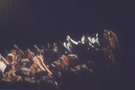 灵修课程究竟做什么？亲历者口述：在被别人掌控的陌生环境中图片