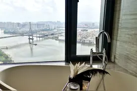 15万元/平，四千万一套，浴室都看江！实探广州江景豪宅图片