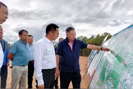 张文旺在楚雄民用机场项目调研图片