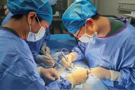 2岁幼儿反复呛奶，竟是甲状腺出问题图片