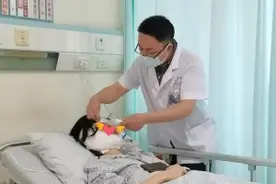 中国医师节｜那些难忘瞬间激励我勇往直前！四代医者从医路上的难忘与感动图片