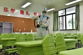 新华全媒+｜“神兽”即将“归位”，学校准备好了吗？——疫情防控下秋季开学观察图片