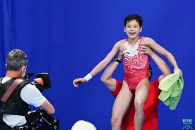 水花的精灵——奥运跳水冠军全红婵的成长故事图片