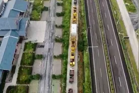 409吨“巨无霸”过境株洲，高速交警3天接力护航视频封面