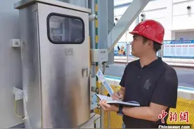 年轻的中国铁路与年轻的铁路工程师图片