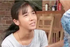 广东：18岁女孩带91岁奶奶上大学 故事感人视频封面