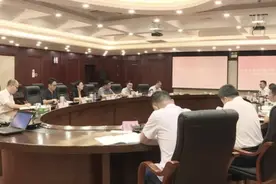 江西省委党史学习教育第一巡回指导组到南昌湾里管理局调研指导图片