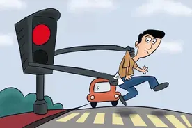曝光！这些行人不文明过马路，有你吗？图片