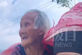 江西102岁奶奶玩骑马游戏走红，孙子：她本来很沉闷，拍视频后天天脸上带笑图片