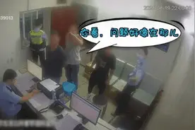 派出所离奇故事大赏：你这空调滴水，先给你修修？图片