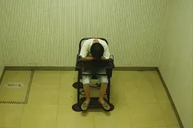 男子朋友圈恶意辱警，警方：安排图片