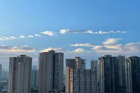雨过天晴的成都 高饱和蓝你值得拥有图片