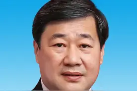 赵文锋当选张家口市市长 郭英当选张家口市人大常委会主任 新一届市人大、市政府、市监察委等领导名单公布图片