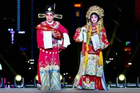 青春之光闪耀！陈健超李伟骢等粤剧新生代名家唱响广州塔图片