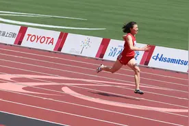 田径——女子200米T36级决赛：中国选手史逸婷夺冠图片