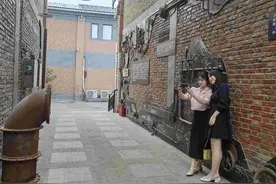 合肥：老工业厂房玩起“夜经济”吸引年轻人图片