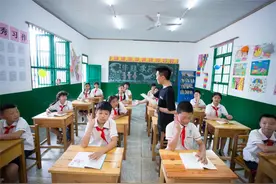 长沙这个“90后”老师，用全班学生的名字写了一封信！值得认真读图片