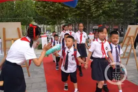 我是小学生啦！萌娃开启入学闯关模式图片