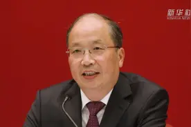 【中国财富报道】易会满：私募基金行业仍存多而不精、大而不强、鱼龙混杂等情况视频封面