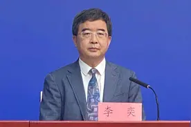 新学期义务教育阶段上学放学时间调整！小学8：20之前不能开展教学活动图片