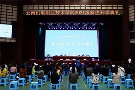 「原创」不负时代不负韶华 让青春绽放绚丽之花图片