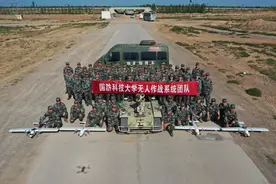 编队突防、协同侦察......国防科大自主研发的无人蜂群在这场演习中很“忙”图片
