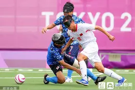 在黑暗里飞翔！中国盲人男足闯进残奥会四强，“小目标”是夺牌图片