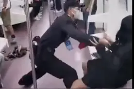 三问西安地铁保安拖拽女子事件：是否有权带离，调查进展如何图片