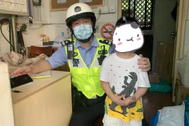 开学第一天，上海奶奶把孙子送错了幼儿园图片
