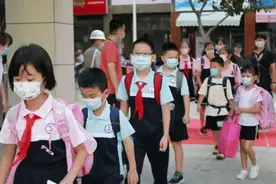 刚刚！全城上演！厦门家长都在关心……图片