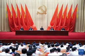 新华网评：这样才能“成大器”图片