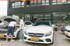 二手车市场迎来春天？青岛一家市场年交易超3万辆 4S店、新能源车也来凑热闹图片