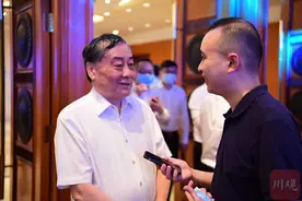 BOSS来了丨独家专访宗庆后：将在甘孜州合作设立娃哈哈研究院分院图片