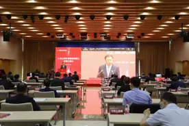 近九成上市公司已召开业绩说明会，3688家公司董事长、总经理出席，要如何尊重、敬畏投资者？阎庆民这样说……图片