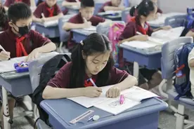 时长定量、分层自选、错峰布置、创新形式！“双减”新学期，作业的变化感受到了吗？图片