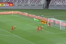 国足0-3澳大利亚图片
