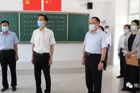 张伦：尽力为广大教师创造良好的发展环境，促进教学相长，稳步提高办学质量图片